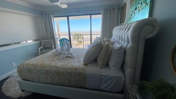 2 makuuhuonetta, silitysrauta/-lauta, ilmainen Wi-Fi, vuodevaatteet