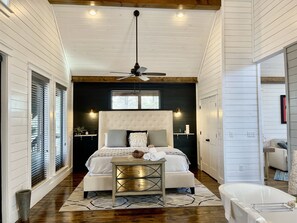 1 habitación, escritorio, tabla de planchar con plancha y wifi gratis