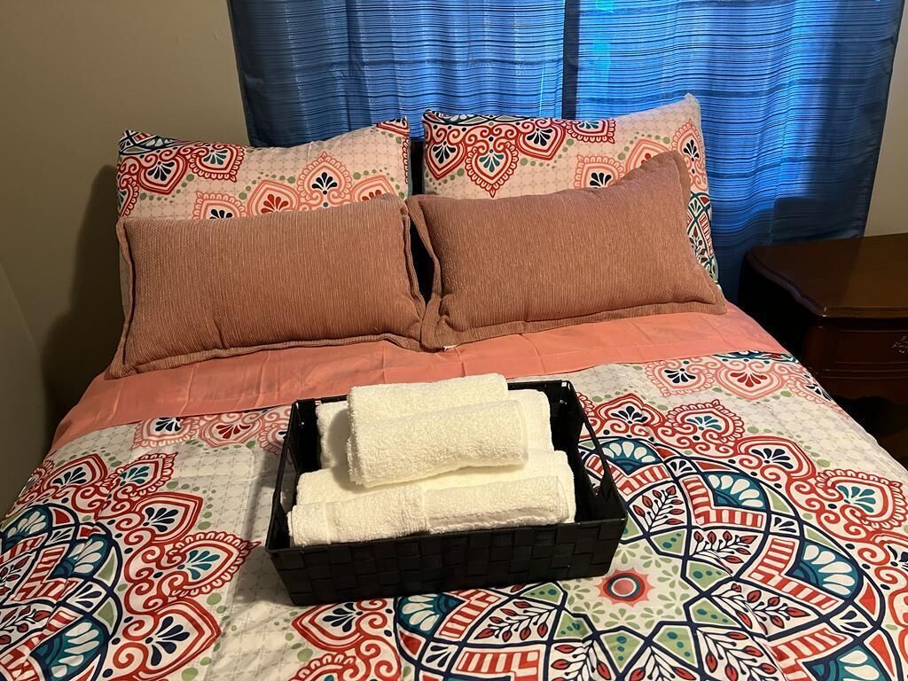 this entire unit consist of 3 bedrooms