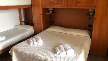 1 chambre, coffres-forts dans les chambres, Wi-Fi gratuit, draps fournis