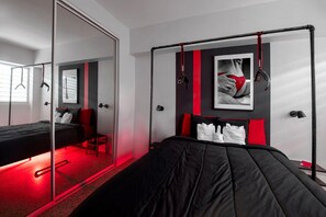 2 bedrooms, free WiFi, bed sheets - The Kyle (San Juan)