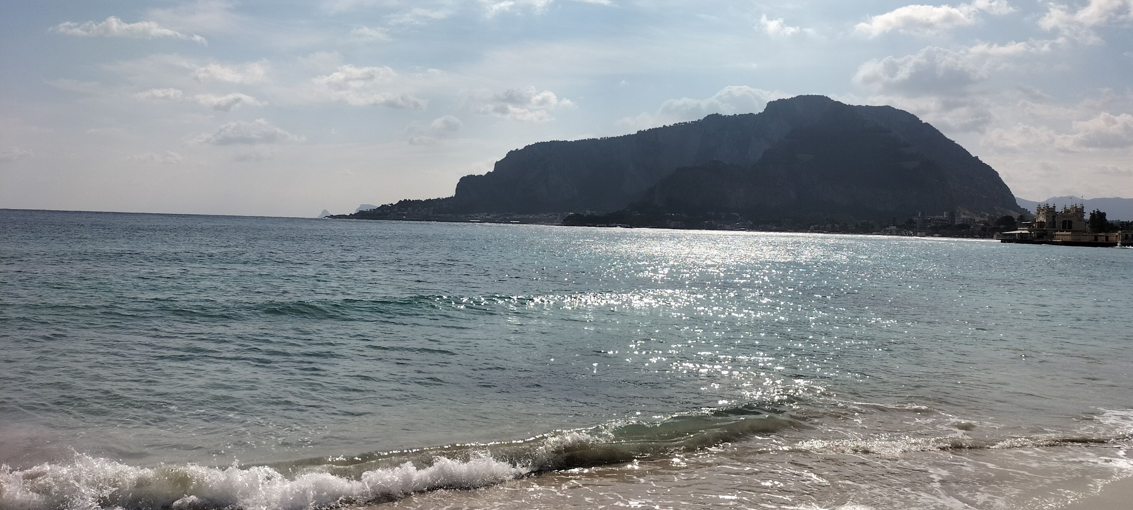 Seaside holiday home in Mondello Palermo a few meters from the beach