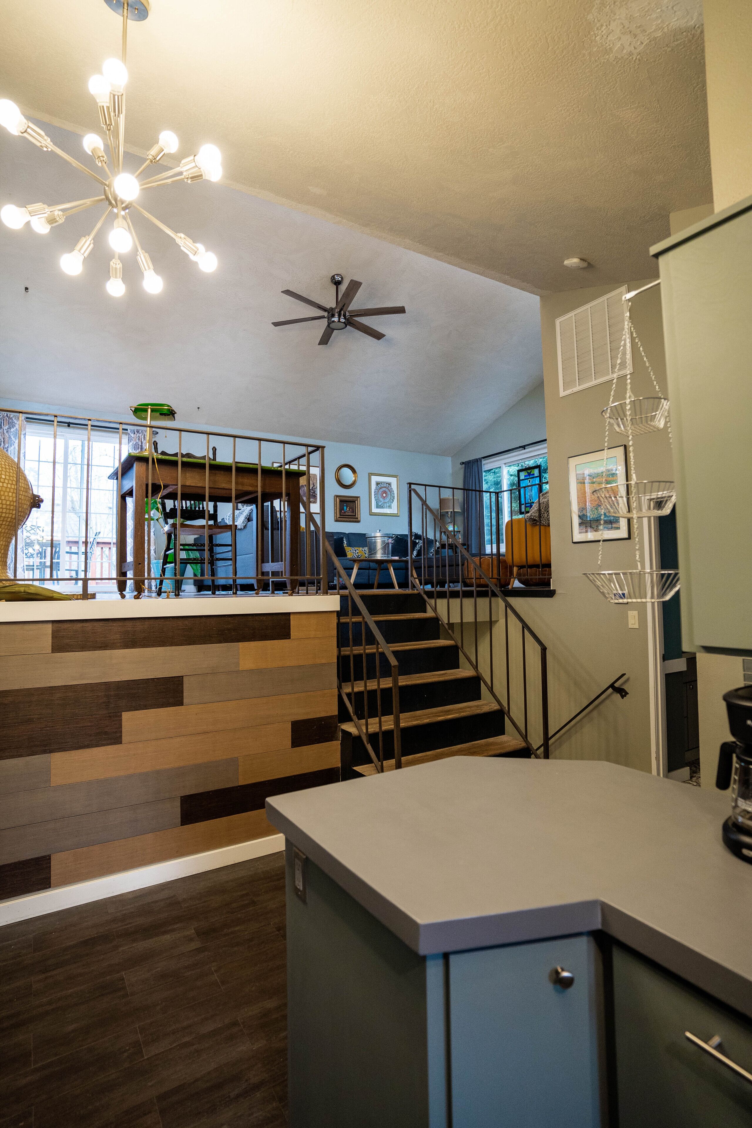 Gorgeous Retreat with Hot Tub