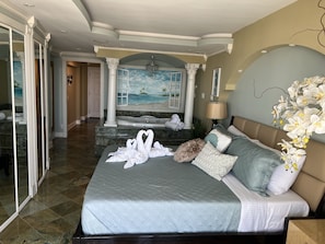 1 chambre, fer et planche à repasser, accès au Wi-Fi (inclus)