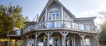 Water front, kayaking, wildlife, surfing and fresh air