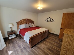 9 bedrooms, iron/ironing board, free WiFi, bed sheets