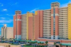 Exterior - Plenty of pools and fun @ Baywatch Resort! (North Myrtle Beach)