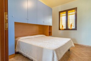 3 dormitorios, tabla de planchar con plancha, wifi