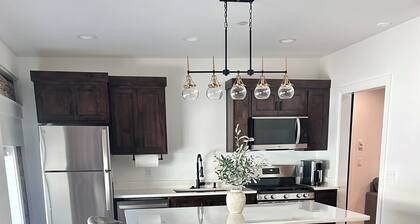 The Suites at Lava Hot Springs: Suite #7 Idaho Falls