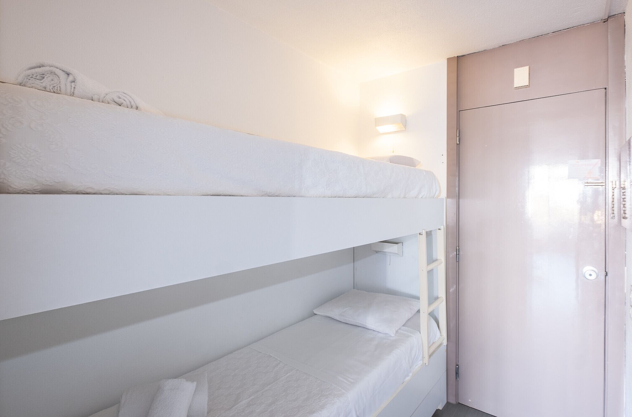 1 bedroom, iron/ironing board, free WiFi