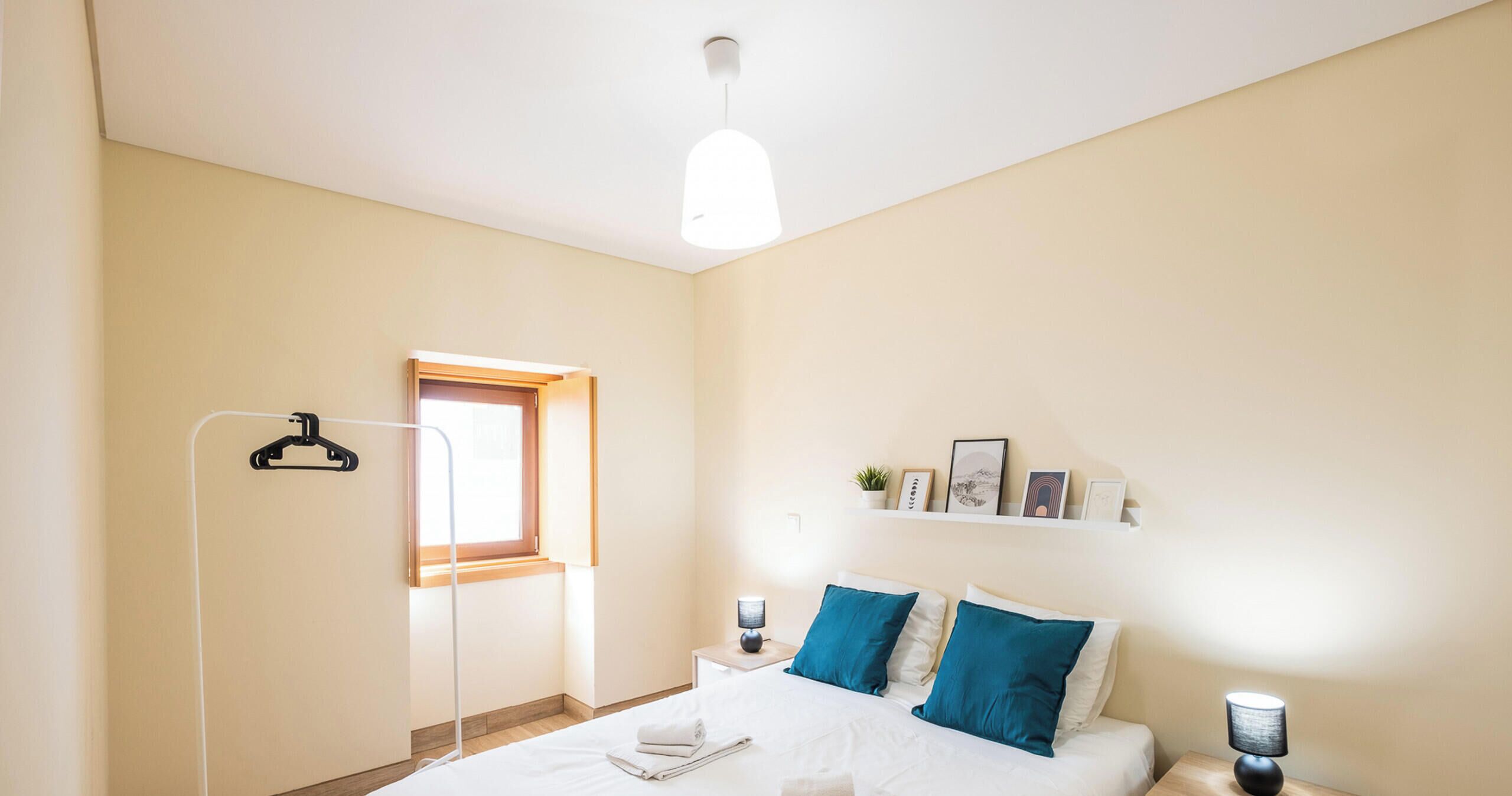 3 bedrooms, iron/ironing board, free WiFi