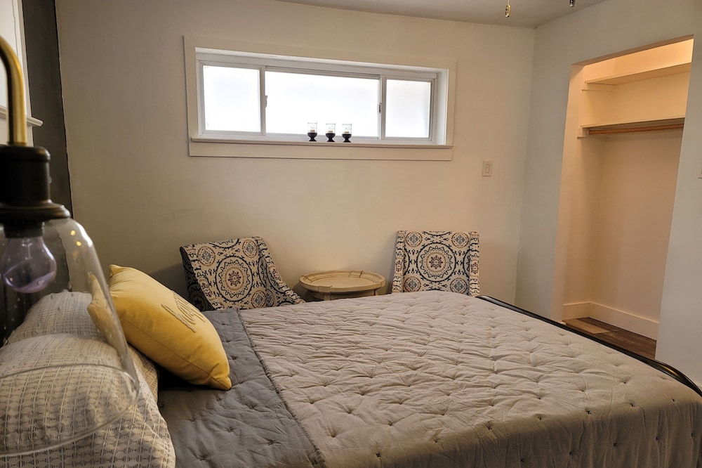 Great location, newly remodeled, well appointed