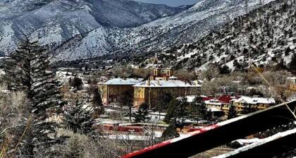 ★★★★★Million DollarCastle.Walktodowntwn.Hotspring⛷