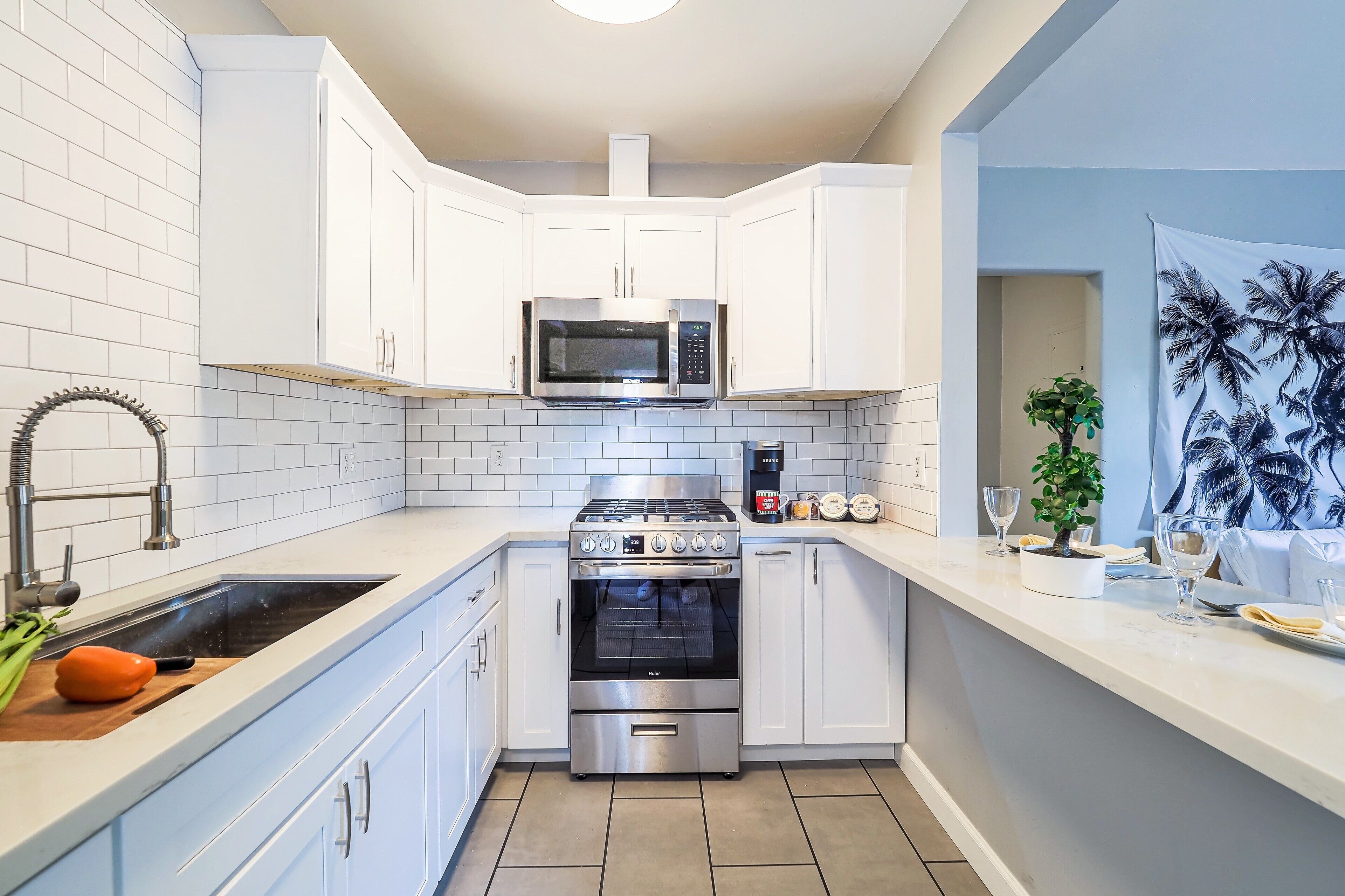 Cozy Midtown Apt Sac | 96 Walkscore!