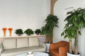 Exterior - Kaida Light Hotel (Lanzhou West High-speed Railway Station Tumendun Subway Station) (Lanzhou)