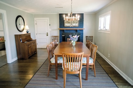 Dining. The Williams House by Mustard Seed Hill - A Cozy Bourbon County Getaway