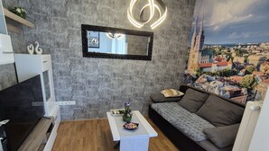 TV - Apartment Josip - One Bedroom apartment (Zagreb)