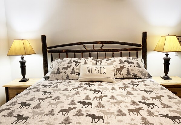 3 chambres, coffre-fort, bureau, fer et planche à repasser