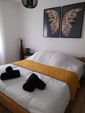 2 chambres, fer et planche Ă repasser, accĂšs au Wi-Fi (inclus)