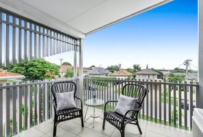 Property grounds - Sunlight Sanctuary (Carina Heights)