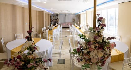 Diamond Star Hotel