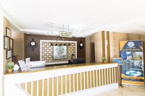 Reception - Diamond Star Hotel (Seeb)