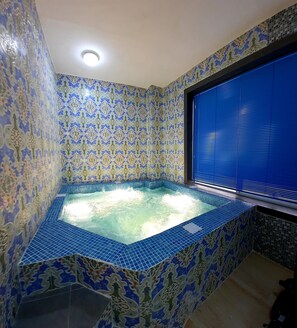 Hot springs - Diamond Star Hotel (Seeb)