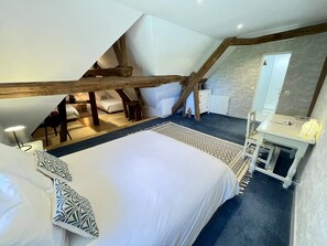 Vierbettzimmer, mit Bad (Chambre 5)