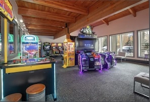 Spielezimmer