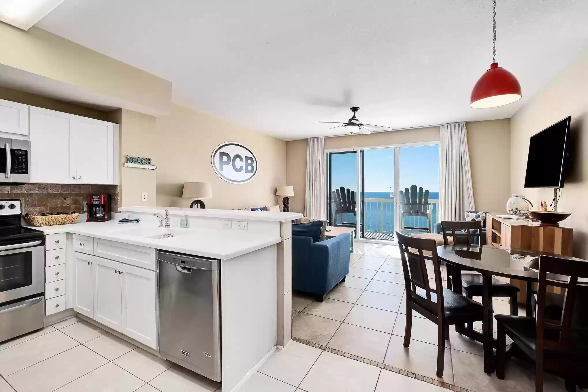 Direct Beachfront, Amazing Gulf Views, Quiet West End! Winter Specials!