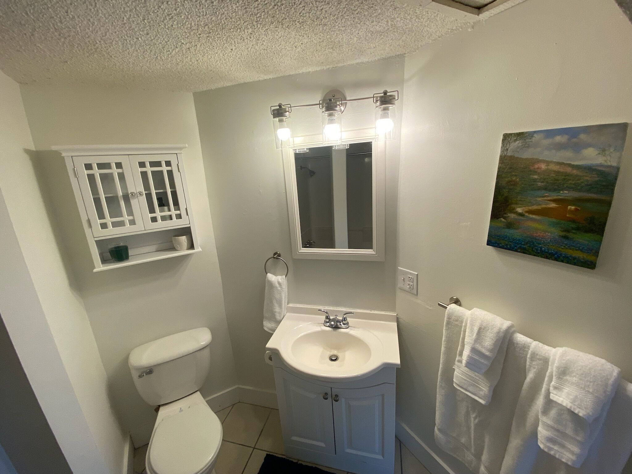 Roundhouse chalet walking distance to Main Street