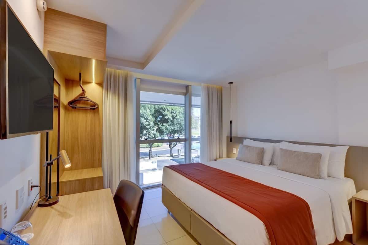 Habitación, 1 cama de matrimonio, no fumadores | Minibar, cortinas opacas, ropa de cama