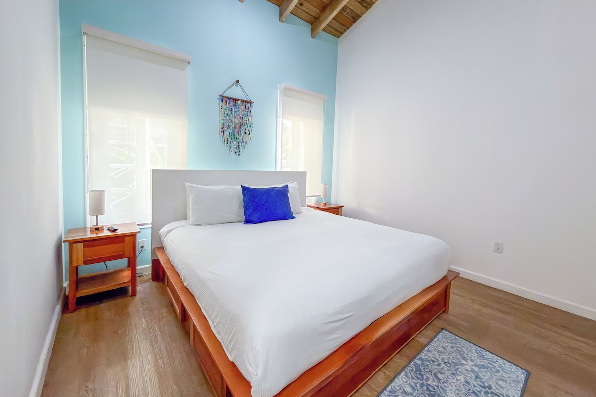 Blue Villa 2 Bedrooms 2B | 고급 침구, 오리/거위털 이불, 객실 내 금고, 무료 WiFi
