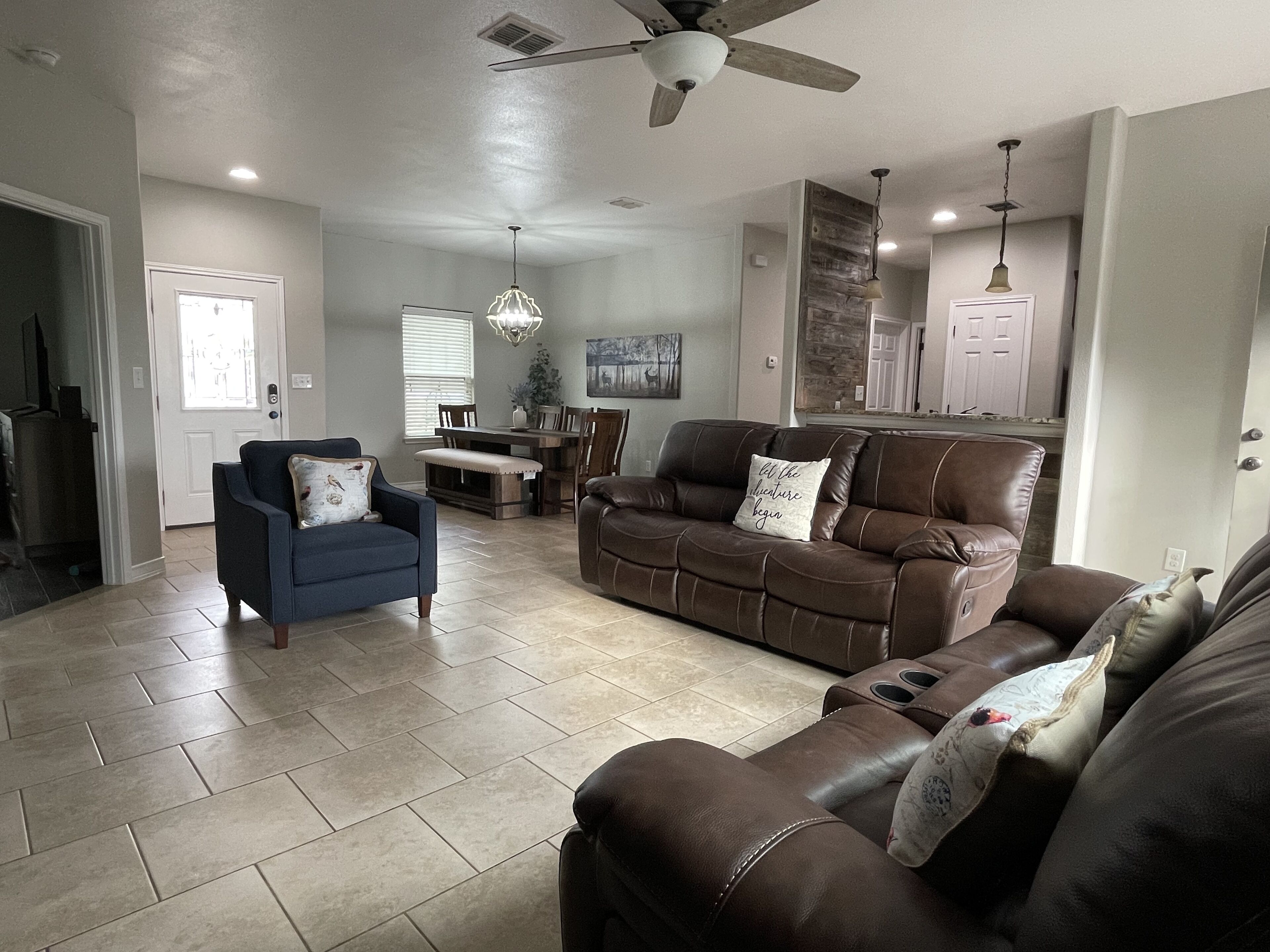 5 mi to Lake-Family +Pet Friendly Home