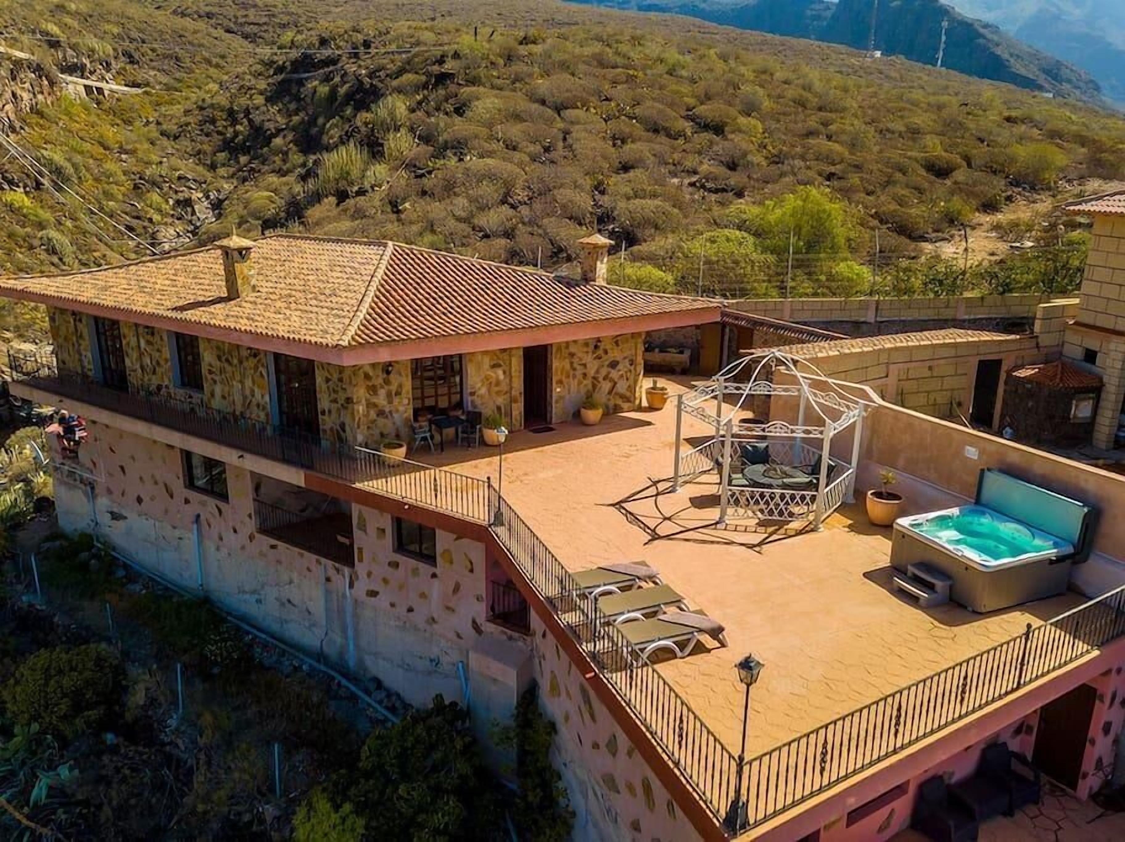Holiday apartment Adeje for 1 - 4 persons with 2 bedrooms - Holiday house
