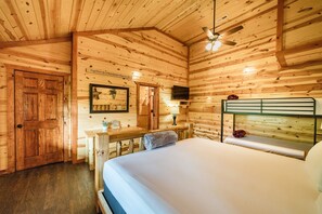 6 habitaciones, tabla de planchar con plancha y cuna de viaje 
