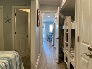 1 bedroom, internet, wheelchair access