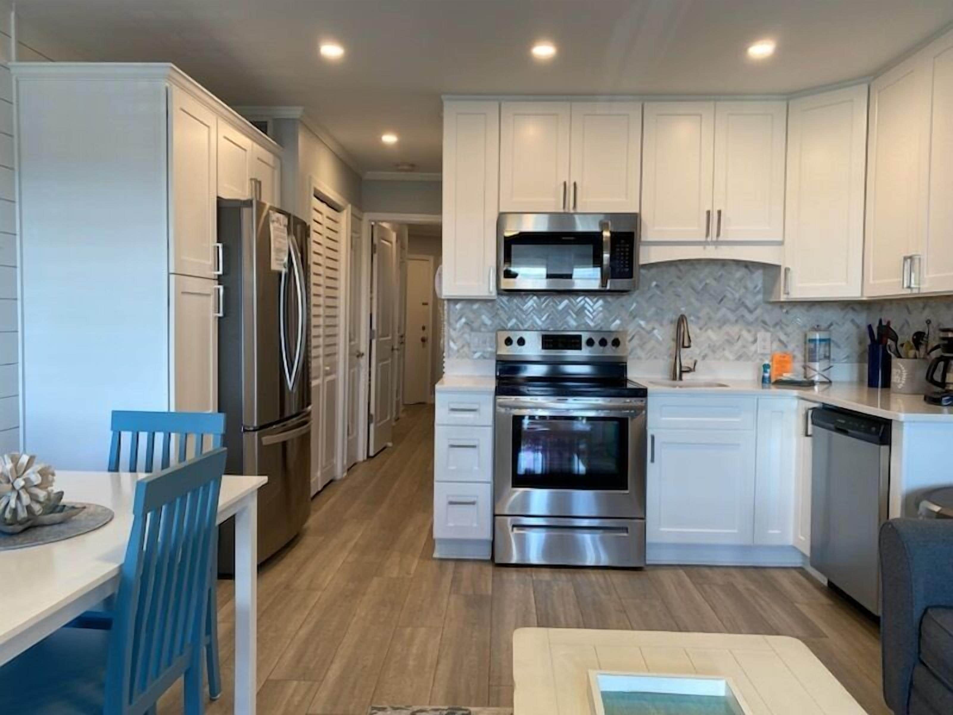 Fridge, microwave, stovetop, toaster