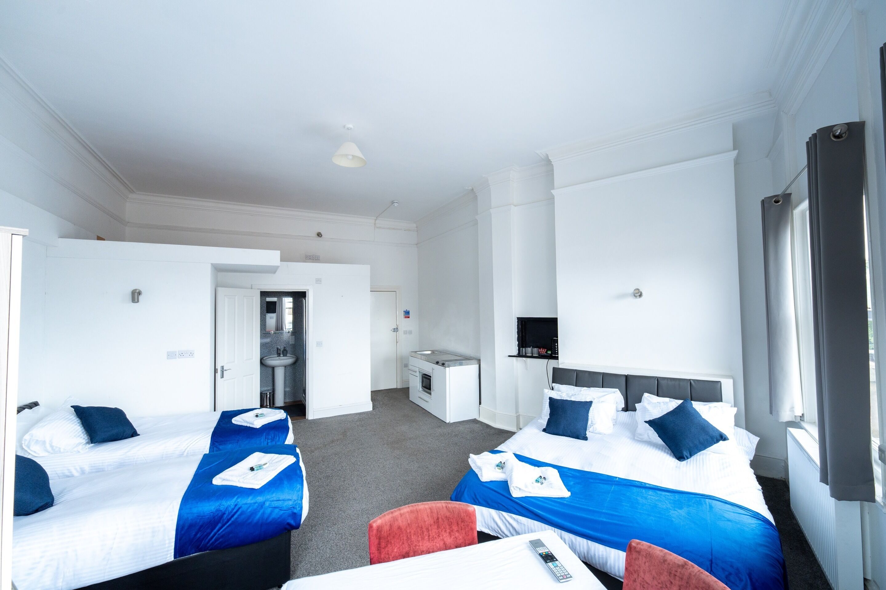 Family Suite, Ensuite, City View