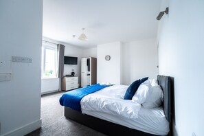 Kamar Double Panorama, ensuite, pemandangan kota
