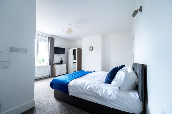 Panoramic Double Room, Ensuite, City View
