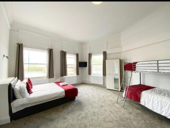 Family Suite, Ensuite, City View - The Bitterne Park Hotel (Southampton)