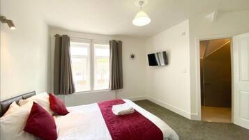 Panoramic Double Room, Ensuite, City View