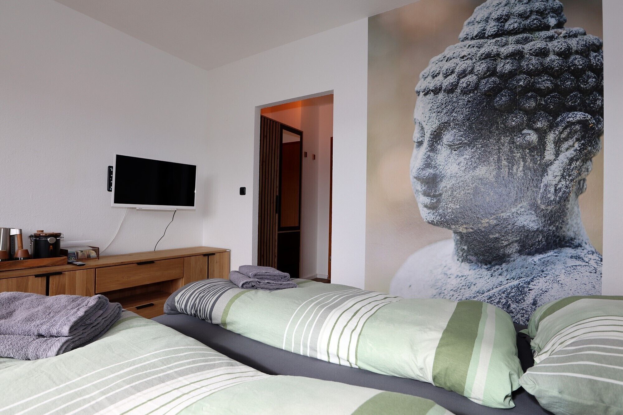 Comfort Double Room, Private Bathroom (Kandel)