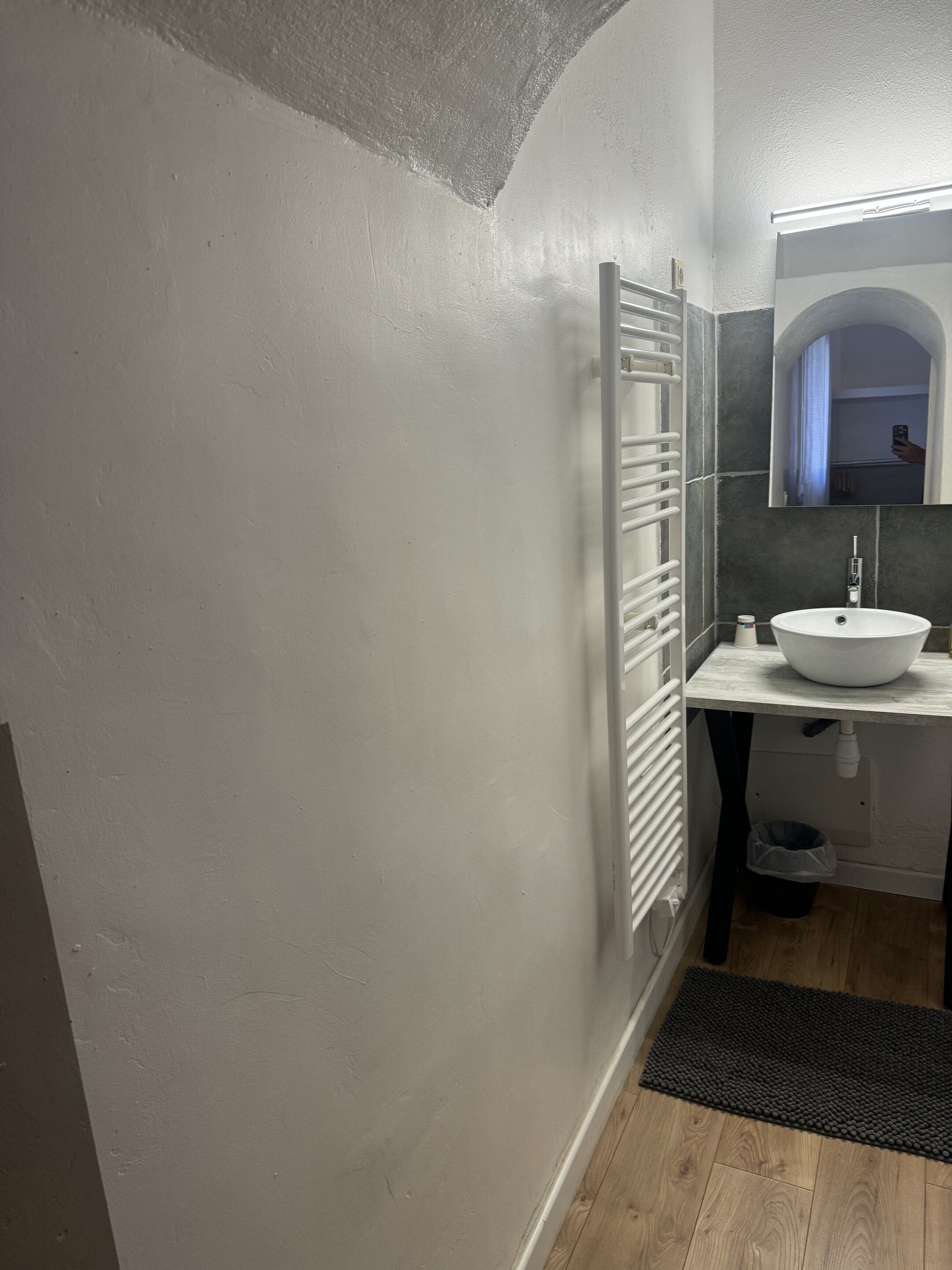 Standaard driepersoonskamer, en-suite badkamer | Badkamer