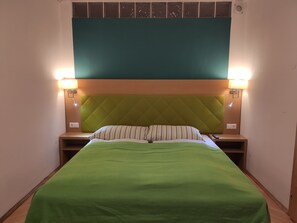 2 makuuhuonetta, äänieristys, silitysrauta/-lauta, ilmainen Wi-Fi