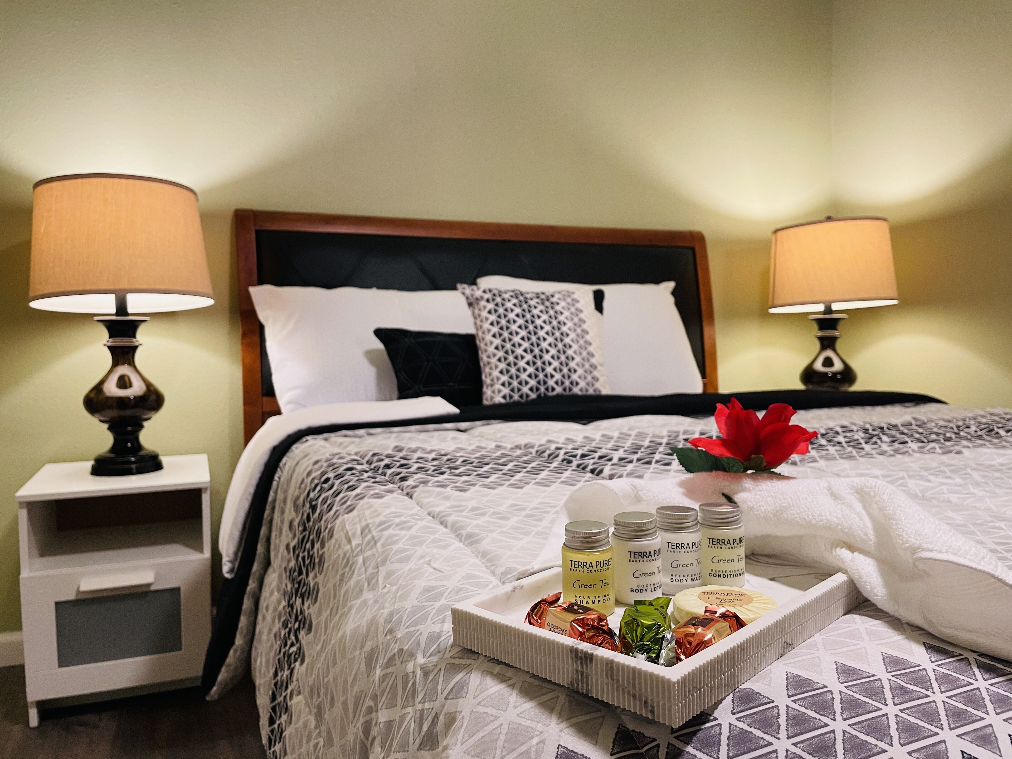 Fantastic cheerful 3BR 2 Bath  family residential in Everett