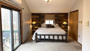 3 bedrooms, travel crib, free WiFi, bed sheets
