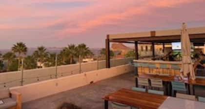 FN-133 Fabulous 3 bed 3 bath plus sofa bed casa (Sleeps 8)