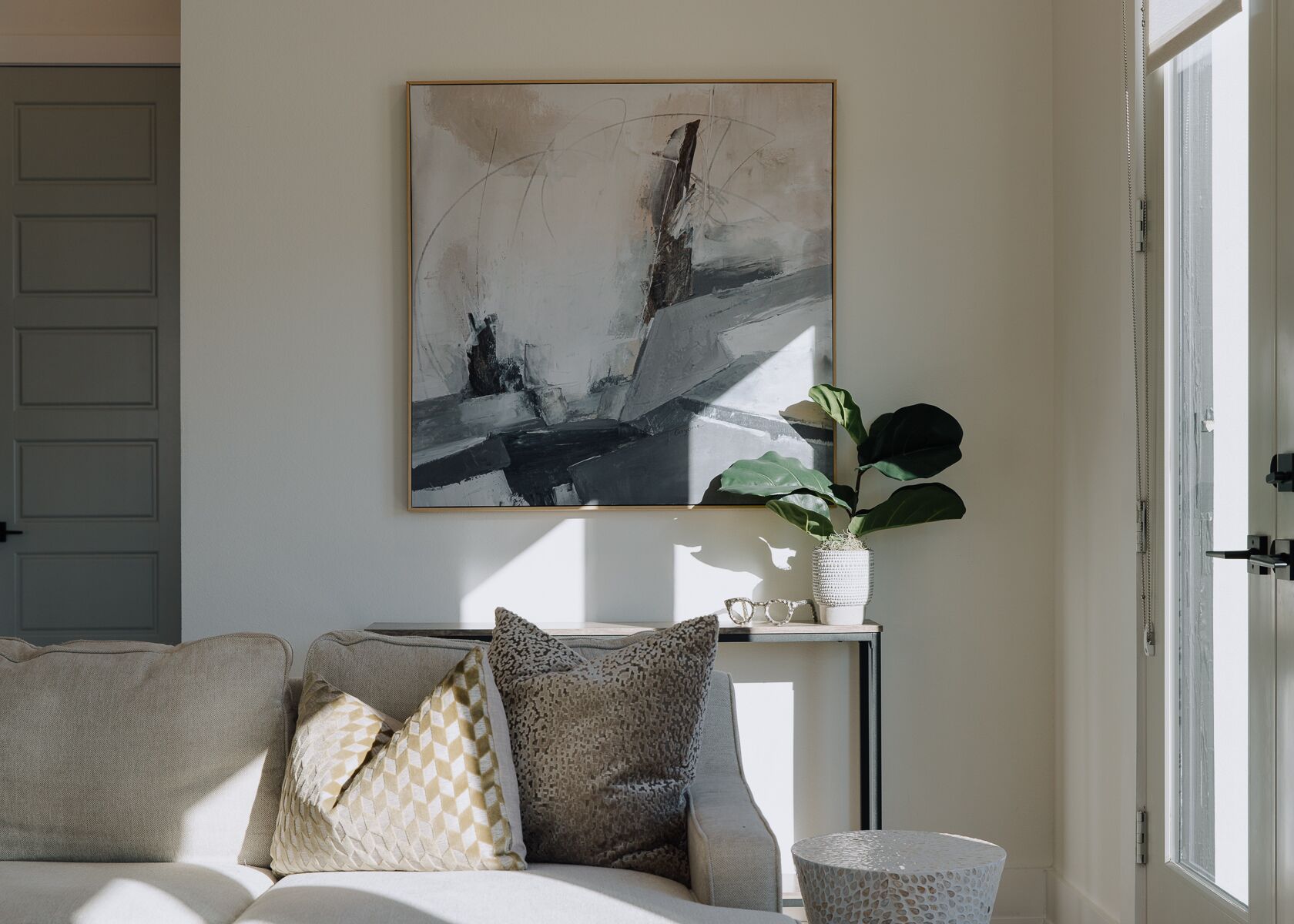 Hunter Hollow - bright & modern retreat near Tulsa